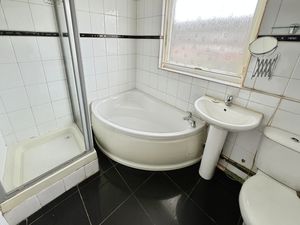 Bathroom- click for photo gallery